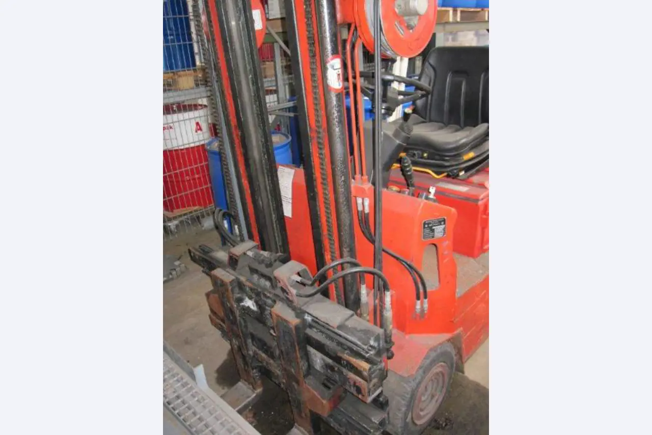 Gepflegte Flurförderfahrzeuge-5